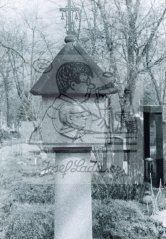 Hrob na Olšanských hřbitovech